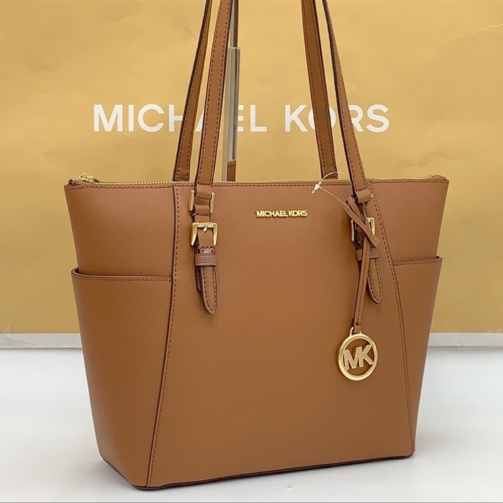 MICHAEL KORS Charlotte Large Leather Top-Zip Tote - Picture 16 of 16